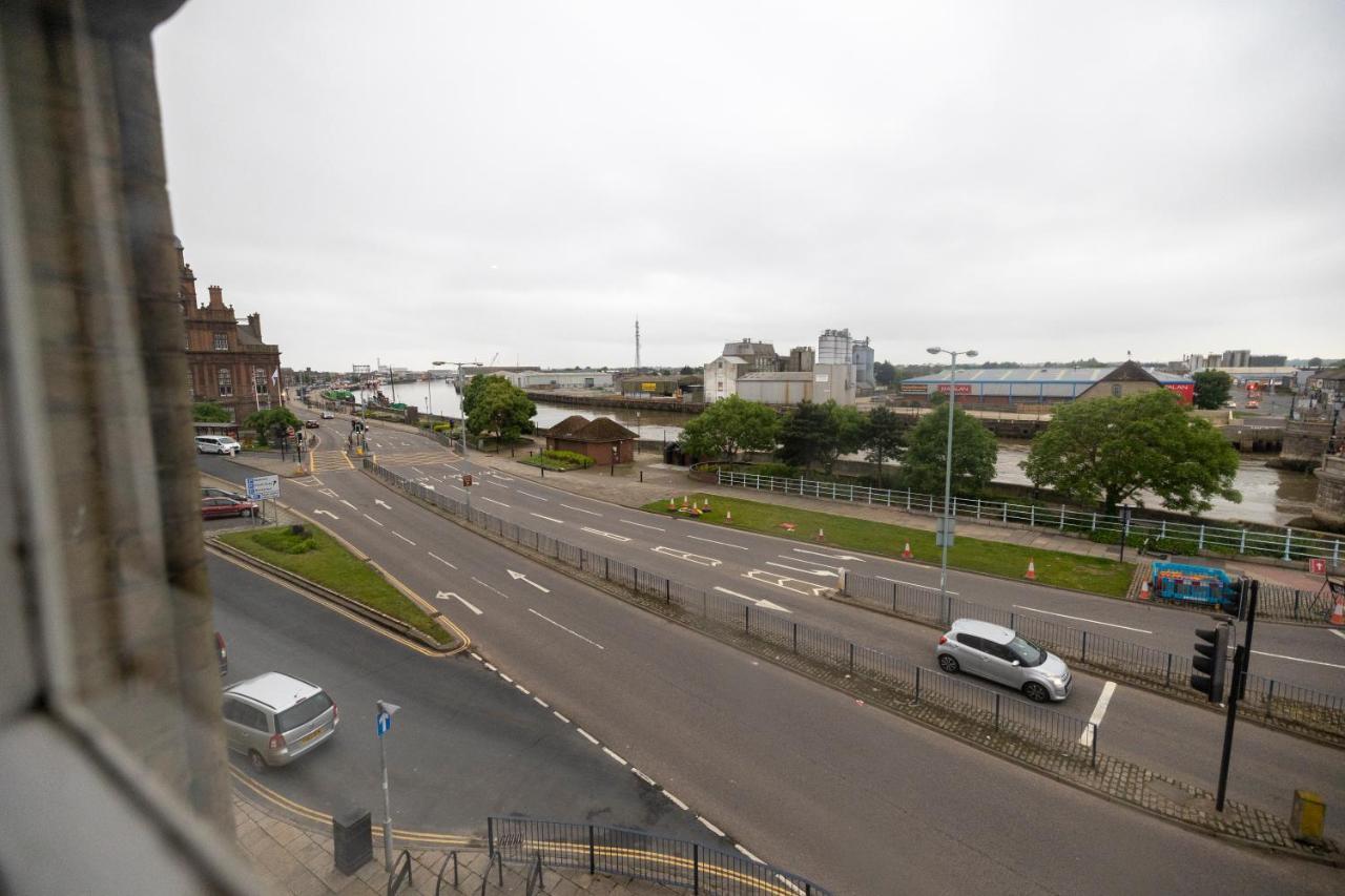 Entire Two Double Bedrooms Flat With River Yare View H6 Great Yarmouth Eksteriør billede